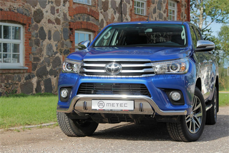 Frontrör Toyoya Hilux 2016-2020